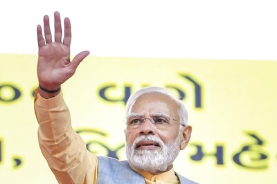 PM Modi Distributes Ayushman Cards Under PMJAY-MA Yojana in Guj, Says ‘No Wealth Greater Than Health’