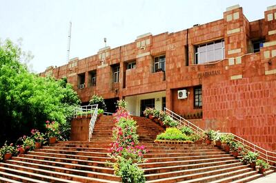 JNU Extends Campus Curfew till May 31 due to Covid-19