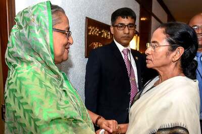 Meeting With Sheikh Hasina Was Friendly and Cordial, Says Mamata Banerjee