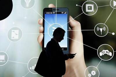 UIDAI Phone Contact Mystery: Not All Mobiles Have it, Yet