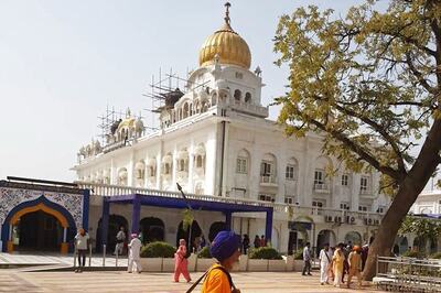 Turban Bank at Bangla Sahib Gurudwara to Motivate Sikh Youths to Adopt Religious Symbol