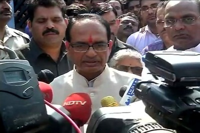 MP CM Shivraj Singh Chouhan Announces Judicial Enquiry into Bhopal Killings