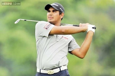 Bhullar blazes into lead in Jakarta with flawless 64