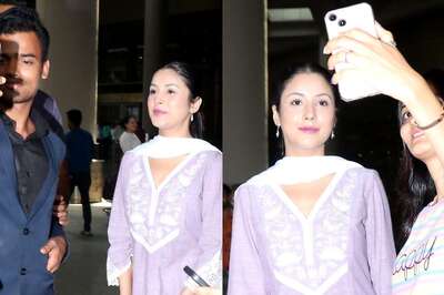 Shehnaaz Gill Gives Summer Style Goals With Simple Salwar-Kameez; Invites Shy Fan To Take Pics. Watch