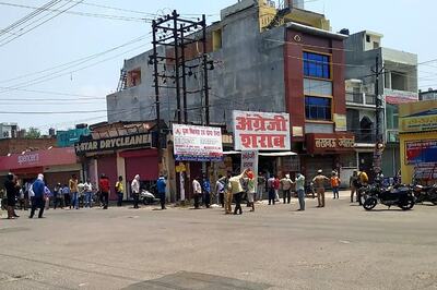 UP Govt Caps Liquor Purchase for Next Few Days as People Queue Up on Day 1 of Relaxed Lockdown