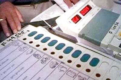 900 VVPAT incompatible EVMs to be returned: SEC