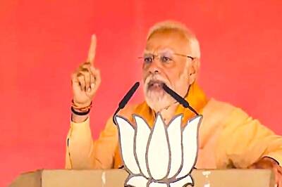 Congress, BRS Nurture 'parivarvad' Mindset, Will Never Allow BC Candidate to Become CM of T'gana, Says PM Modi