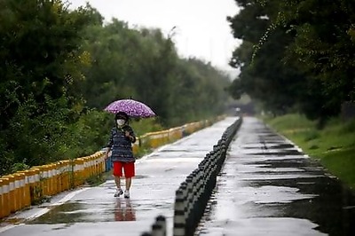 Coronavirus Curbs Could Crimp Key South Korean Holiday Despite Fewer Cases