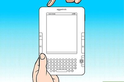 How to Manage the Text Size in a Book on a Kindle 2