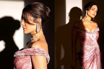 If Modern-Day Princess Had A face, It'd Be Esha Gupta In This Marble-Dyed Pink Gown
