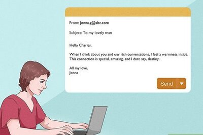 How to Make Your Long Distance Boyfriend Feel Special