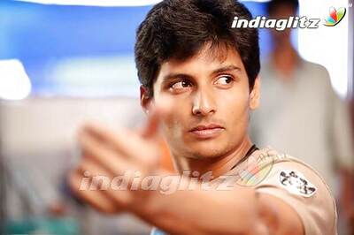 'Endrendrum Punnagai' stars Jiiva in the lead role