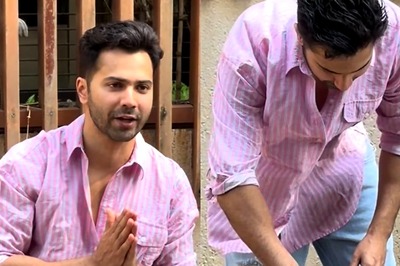 Varun Dhawan Celebrates His 37th Birthday With Paparazzi, Cuts Cakes; Video Goes Viral