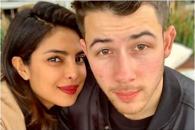 Nick Jonas Kisses Priyanka Chopra Mid-concert, Joe Jonas Misses Wife Sophie Turner
