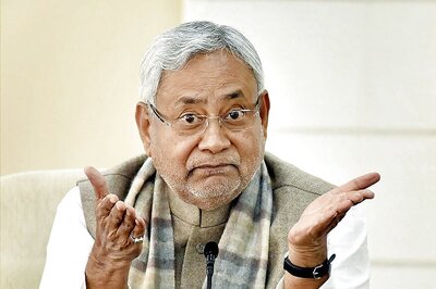 Shiv Sena's Decision on No-Trust Vote an Internal Matter, Says Nitish Kumar