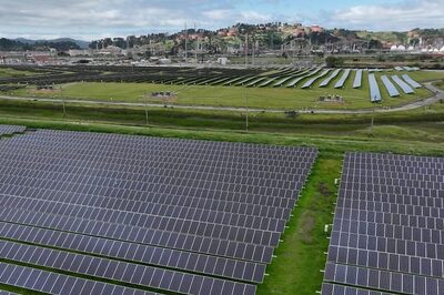 UP to Get India's First Solar-powered E-way by 2026: Mega Project along Bundelkhand Expressway to Take Off This Year