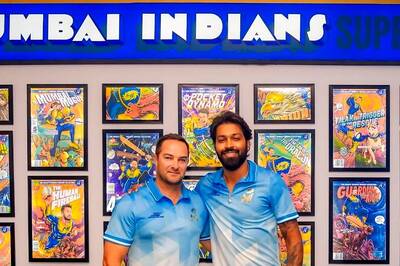 'Will Try to Help Hardik Out and Get Everyone Going Right Direction', Says MI Head Coach Mark Boucher Ahead of IPL 2024