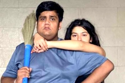 TMKOC Fame Nidhi Bhanushali's Hilarious Photo With Kush Shah Goes Viral, Fans Say 'Goli Beta Masti Naaai'