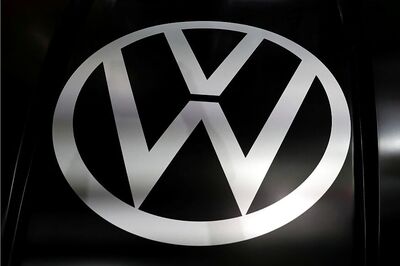 Noida Man Files FIR Against Volkswagen and Audi for Selling Cars With Emission 'Cheat Devices'