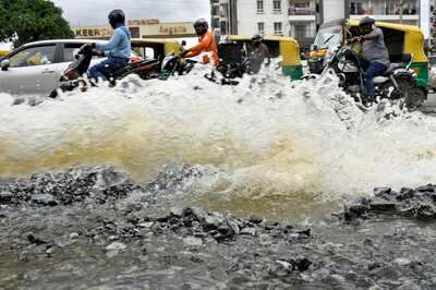Weather Updates: Flood-like Situation in Arunachal, Tamil Nadu, IMD Asks People to Avoid 'Cyclone' Rumours