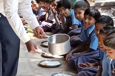 Centre's Fund Insufficient to Provide Nutritious Mid-day meal: Trinamool