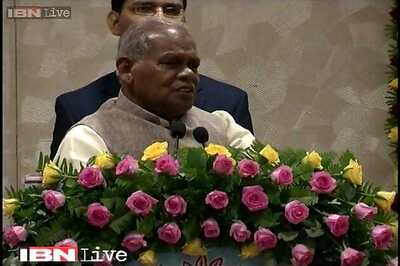 Complaint filed against Bihar CM Manjhi for 'upper caste' remark
