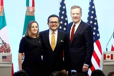 US Pushes NAFTA Talks Pace, Warns of Political Headwinds