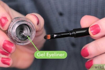 How to Apply Gel Eyeliner