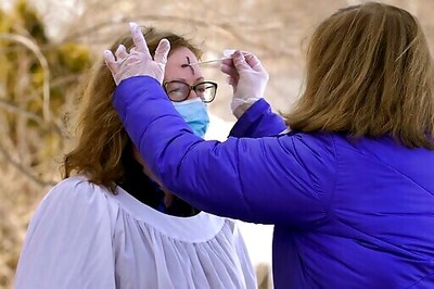 Detroit Archbishop Sprinkles Ashes Due To COVID-19 Concerns