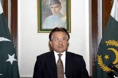 Mush writes to Manmohan on peace move