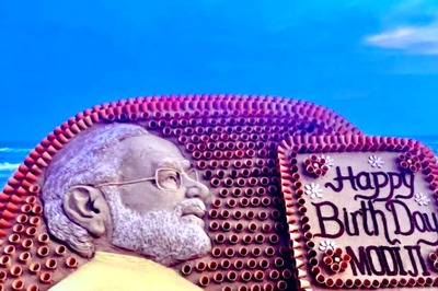From Tea Seller to PM: Sand Artist Sudarsan Pattnaik’s Tribute to Prime Minister Modi
