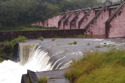 Tamil Nadu Opens Shutters of Mullaperiyar Dam Due to Rising Water Level