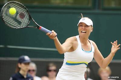 Russia's Zvonareva enters Wimbledon final