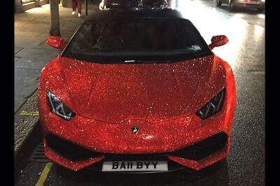 Lamborghini Huracan Fitted With 1.3 Million Swarovski Crystals Spotted [Video]