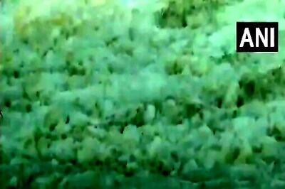 Delhi: White Toxic Foam Seen In Yamuna River Near Kalindi Kunj