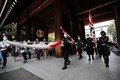 Amid heat and COVID-19, Japanese visit Yasukuni on WW2 anniversary