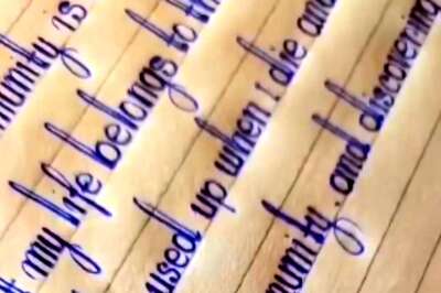 Students Exceptionally Good Handwriting Goes Viral, Twitter Says 'Proves Why Calligraphy is an Art'