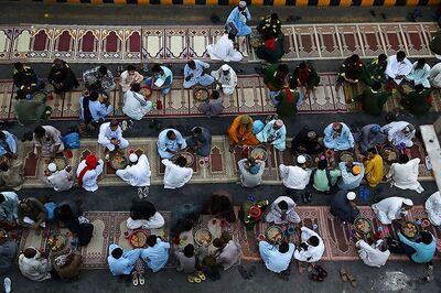 Bangladesh Bans Iftar Gatherings During Ramzan to Curb Covid-19 Spread, Total Cases Rise to 4,689