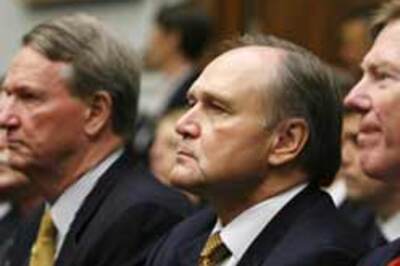 Top three US car makers seek $34 bn bailout