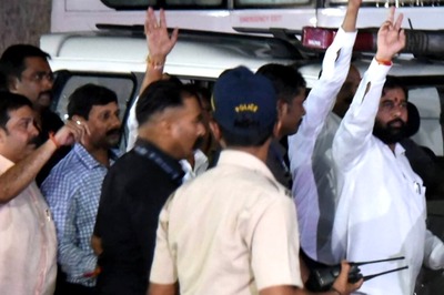 MLAs of Shinde Faction Return to Mumbai Amid Heavy Security; Assembly Speaker Election Today
