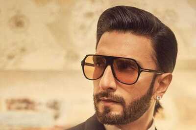 Ranveer Singh Feels Rocky Randhawa Is ‘Direct Descendant’ Of Kareena Kapoor’s Poo