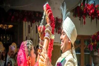 Marathi Producer Punit Balan ties knot with Janhavi R Dhariwal; See pics