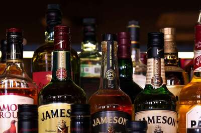 Delhiites Guzzle Over 1 Crore Liquor Bottles Worth Rs 218 Crore from Dec 24-31