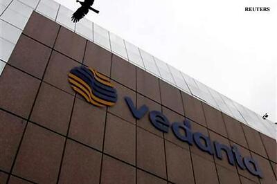 Vedanta eyes minor stake in a new India refinery