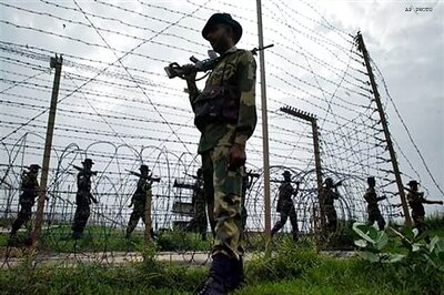 J&K: Pakistan troops target civilian areas, one injured