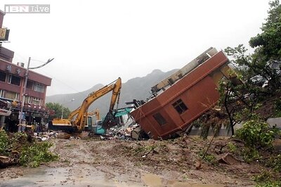 Super typhoon Usagi hits China, Hong Kong