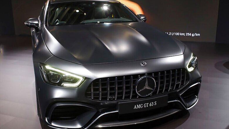 Top Five Cars Showcased at New York Auto Show 2018 [Video]