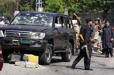 Over 60 killed, 200 others injured in Peshawar church bomb blast