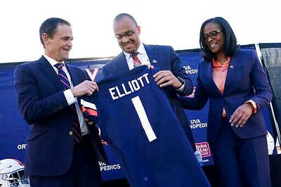 Virginia QB Armstrong Staying Put In Win For New Coach