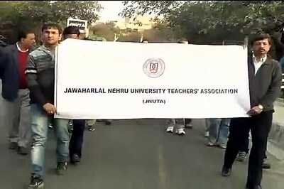 JNU remains on the boil, teachers' association joins strike seeking probe into sedition case